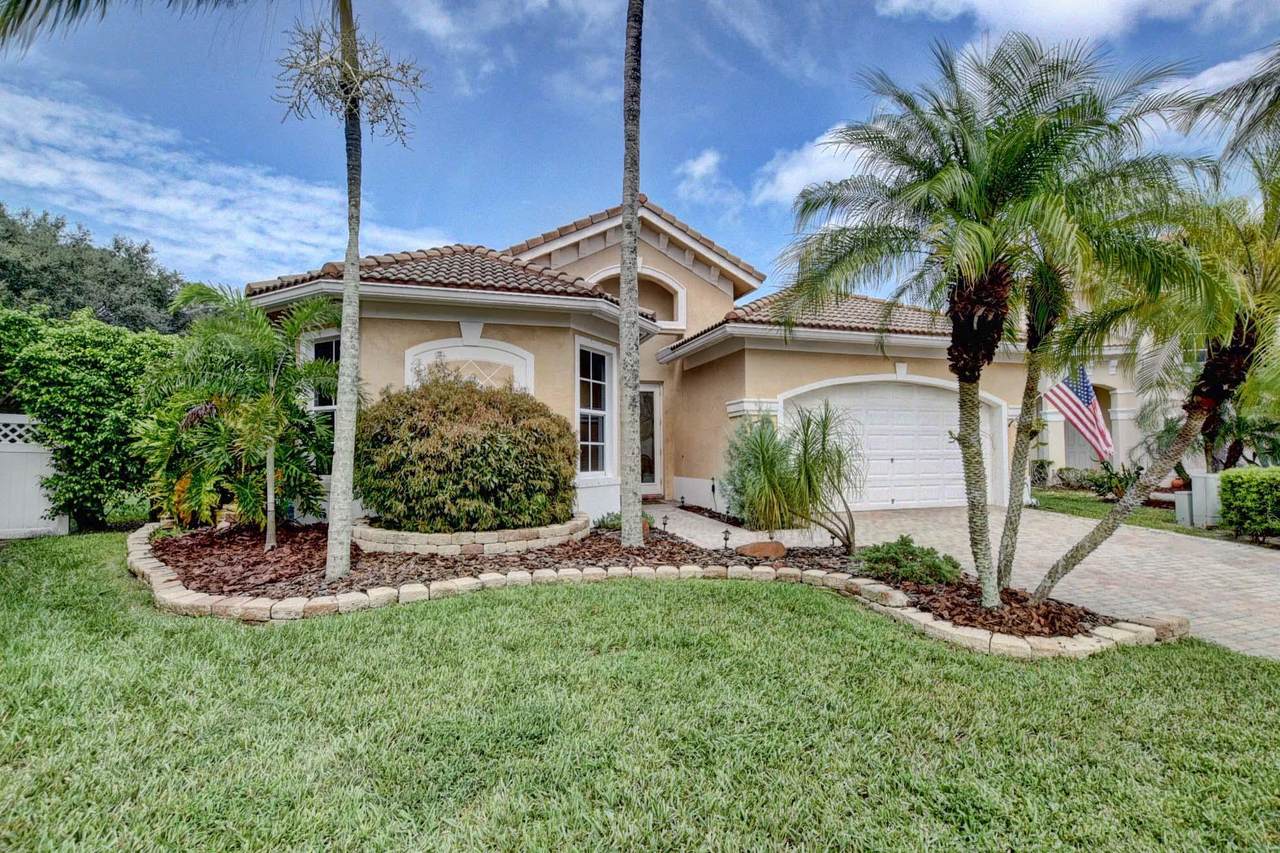 8617 White Cay - Photo 1