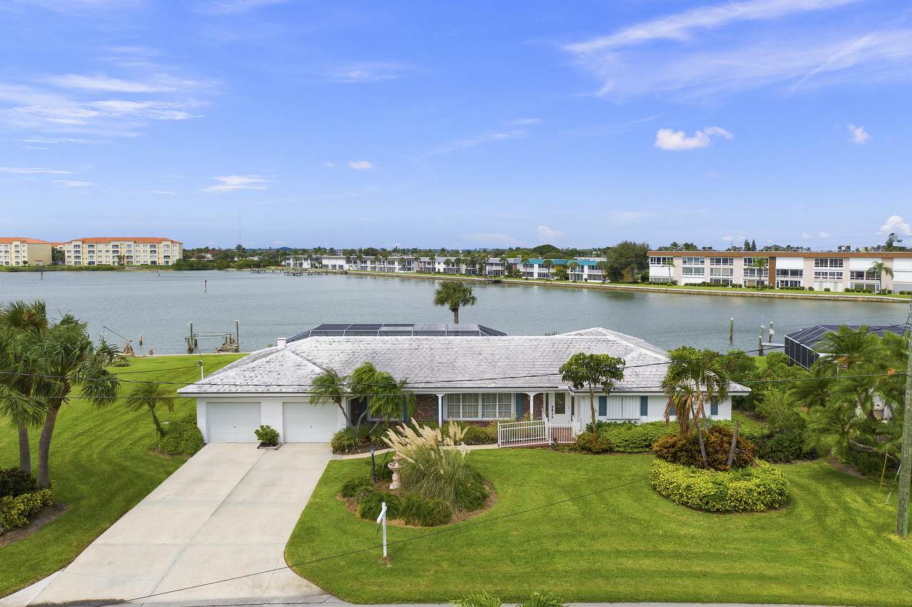 1506 Thumb Point Drive - Photo 1