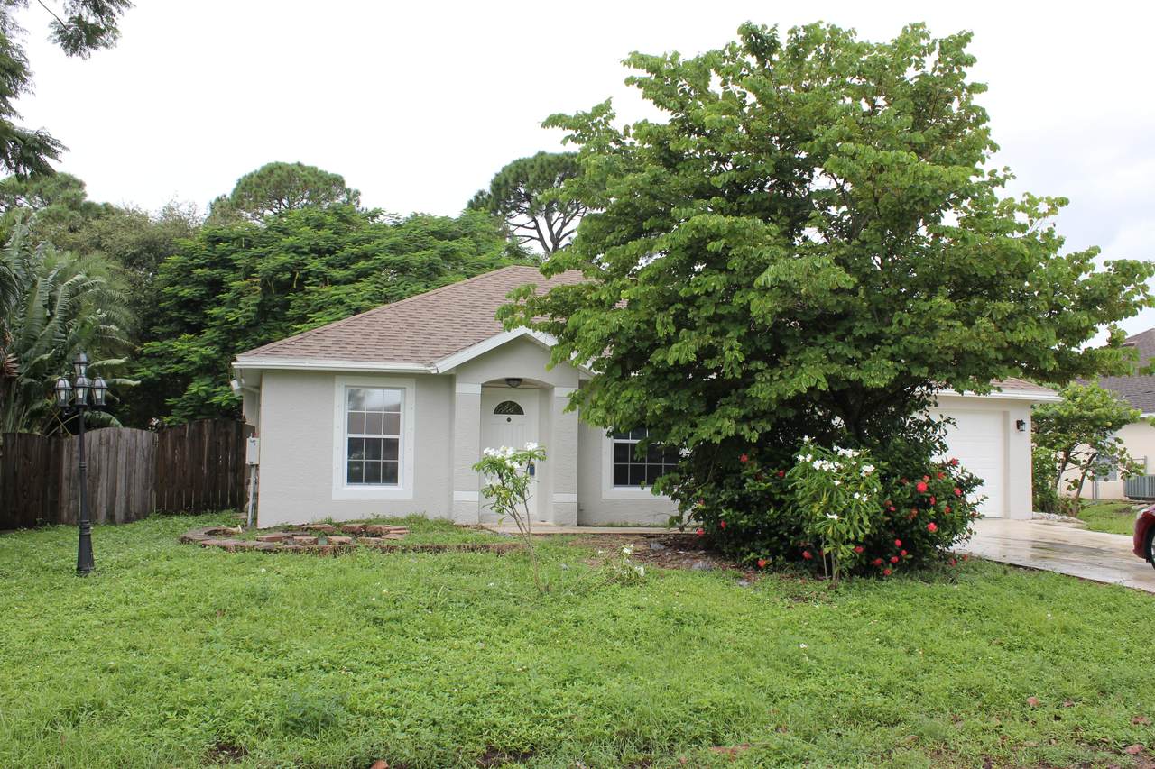 356 Hogan Street - Photo 1