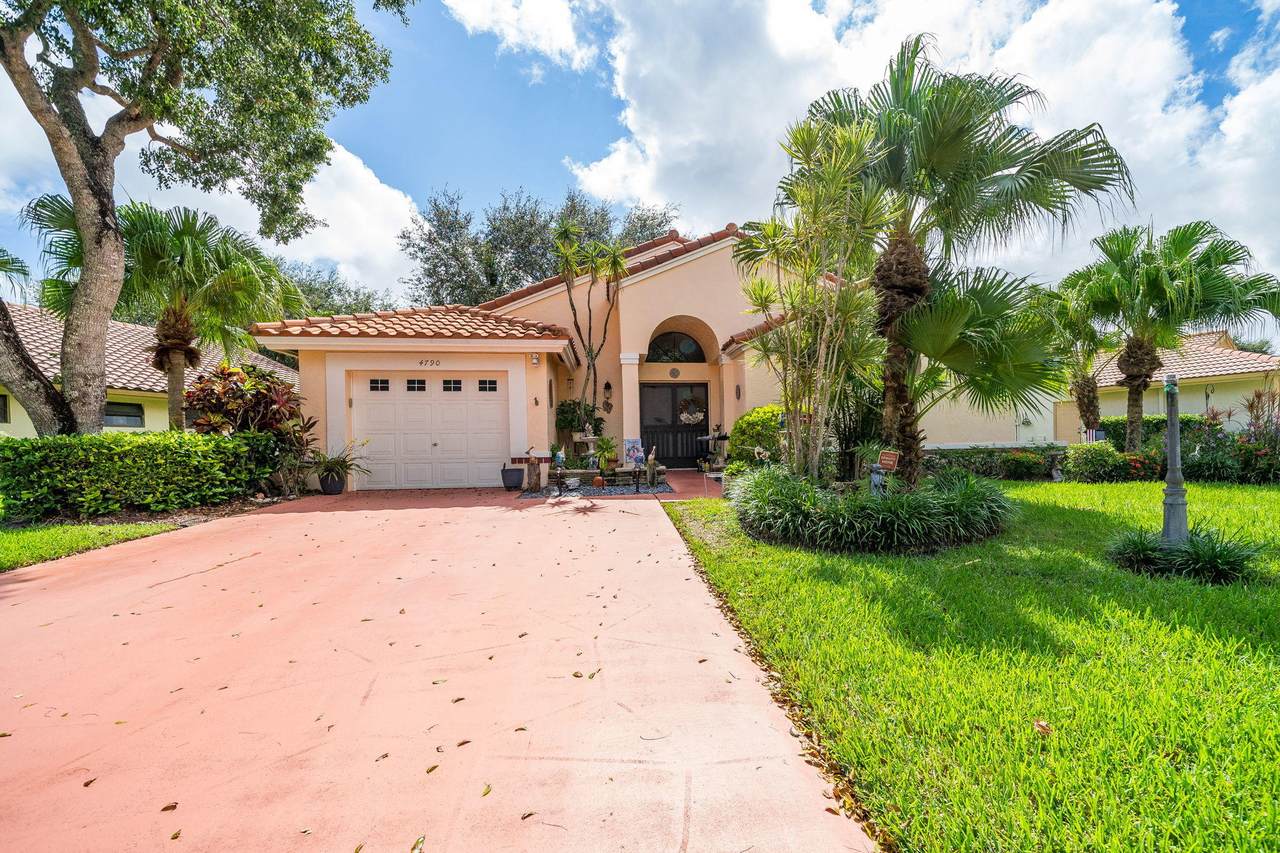 4790 Catamaran Circle - Photo 1