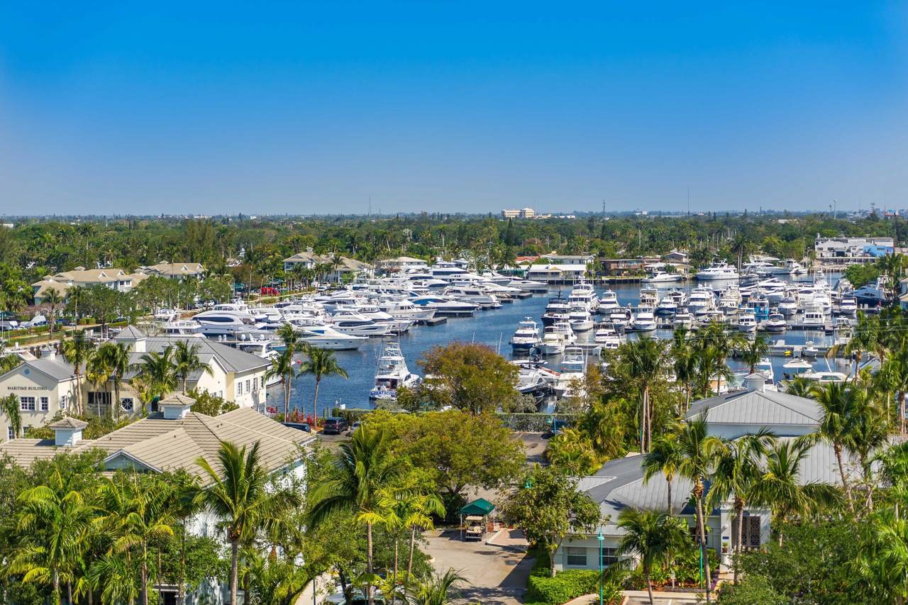 2360 Marina Bay Drive - Photo 1