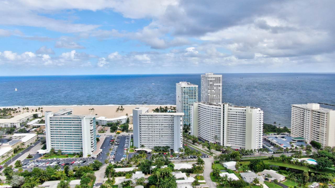 1920 Ocean Drive - Photo 1
