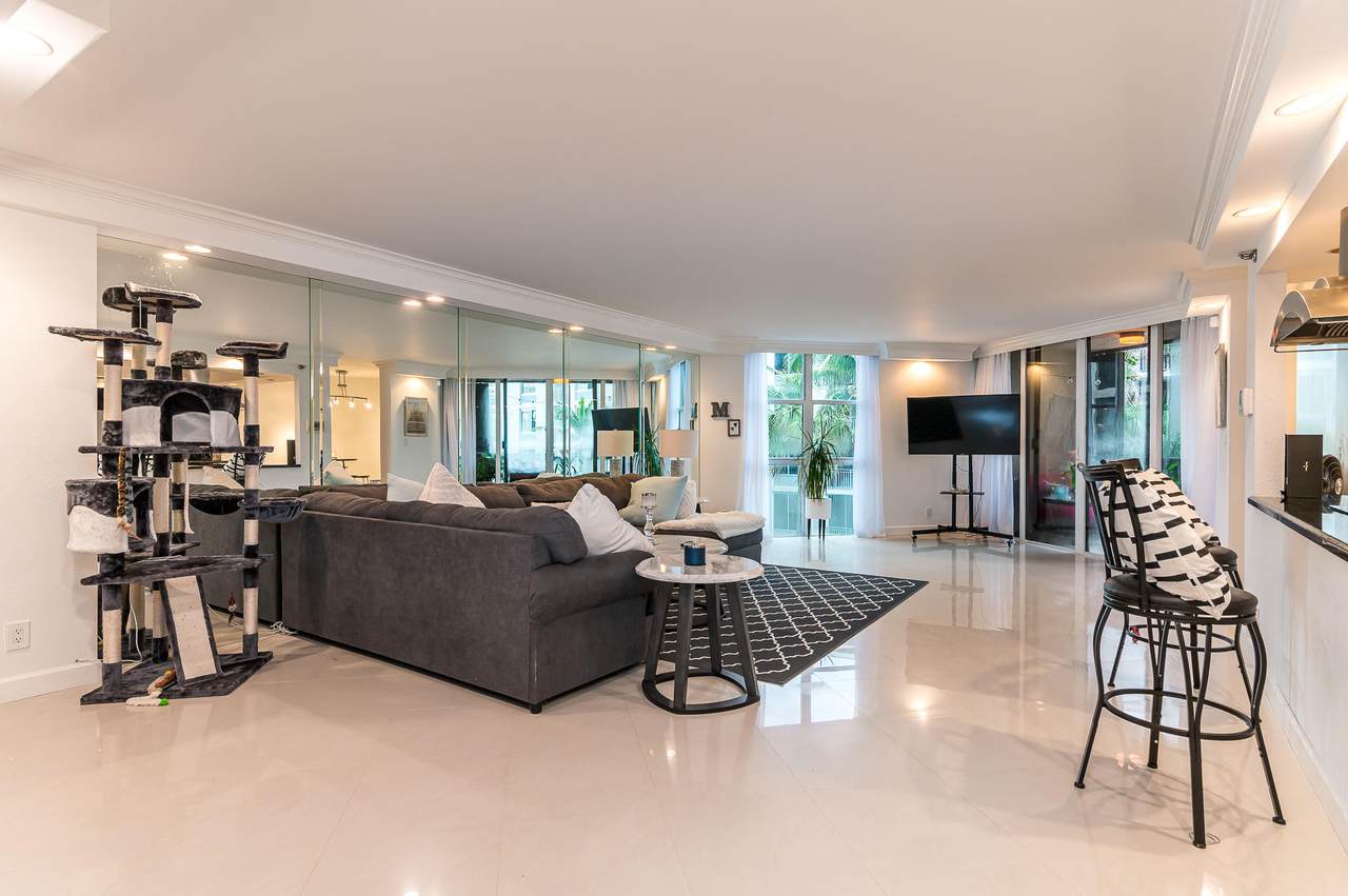 1155 Hillsboro Mile - Photo 1