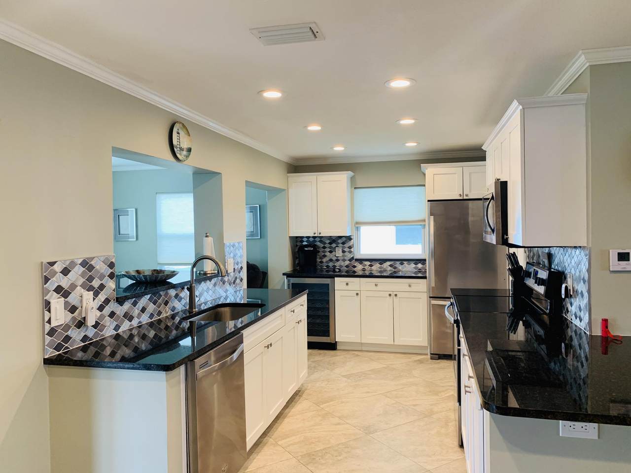 2302 20th Ter Terrace - Photo 1