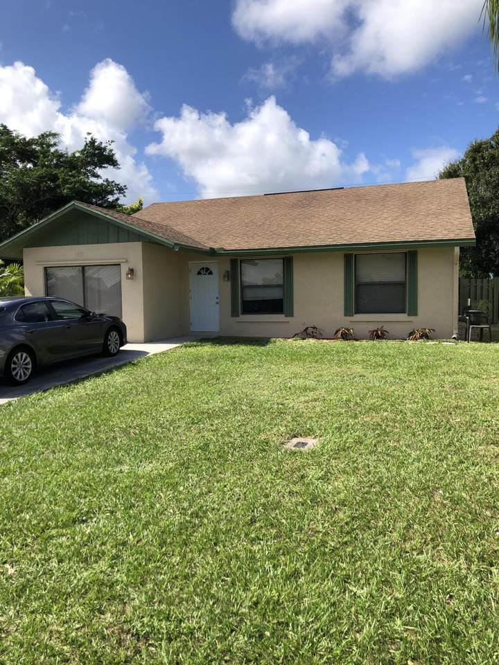 5832 Collins Avenue - Photo 1