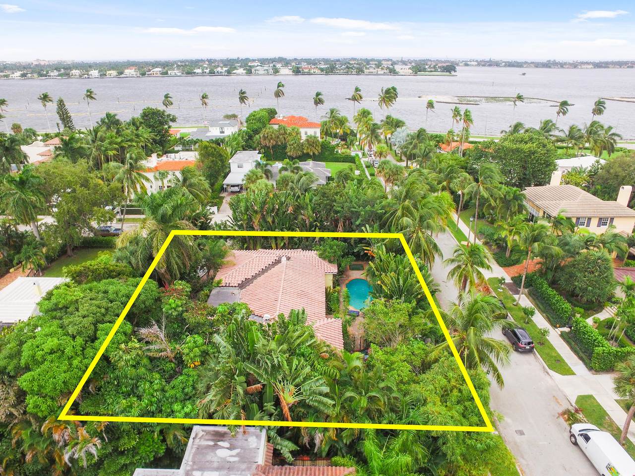 201 Sunset Road - Photo 1