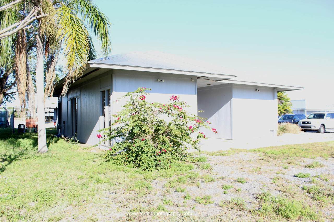 3109 Oleander Avenue - Photo 1
