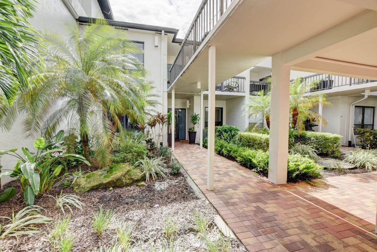 830 Greensward Court - Photo 1