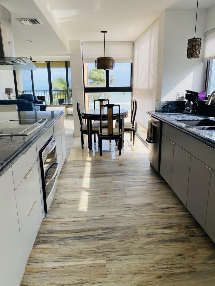 520 Ocean Boulevard - Photo 1