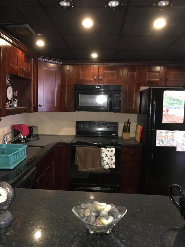 264 Wellington J - Photo 1