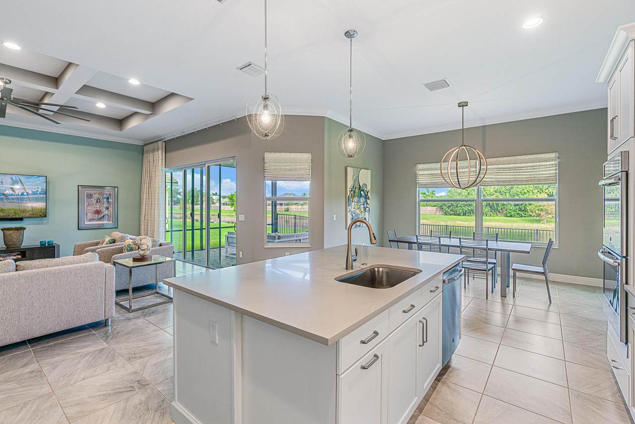 4777 Four Lakes Circle - Photo 1