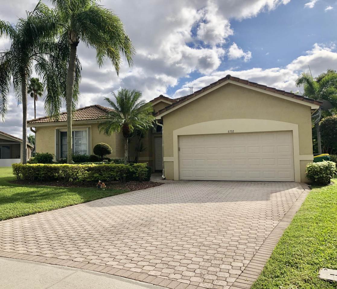 8792 76th Drive - Photo 1