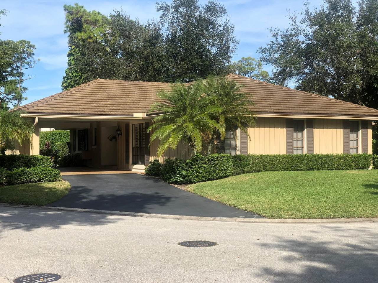 712 Muirfield Circle - Photo 1