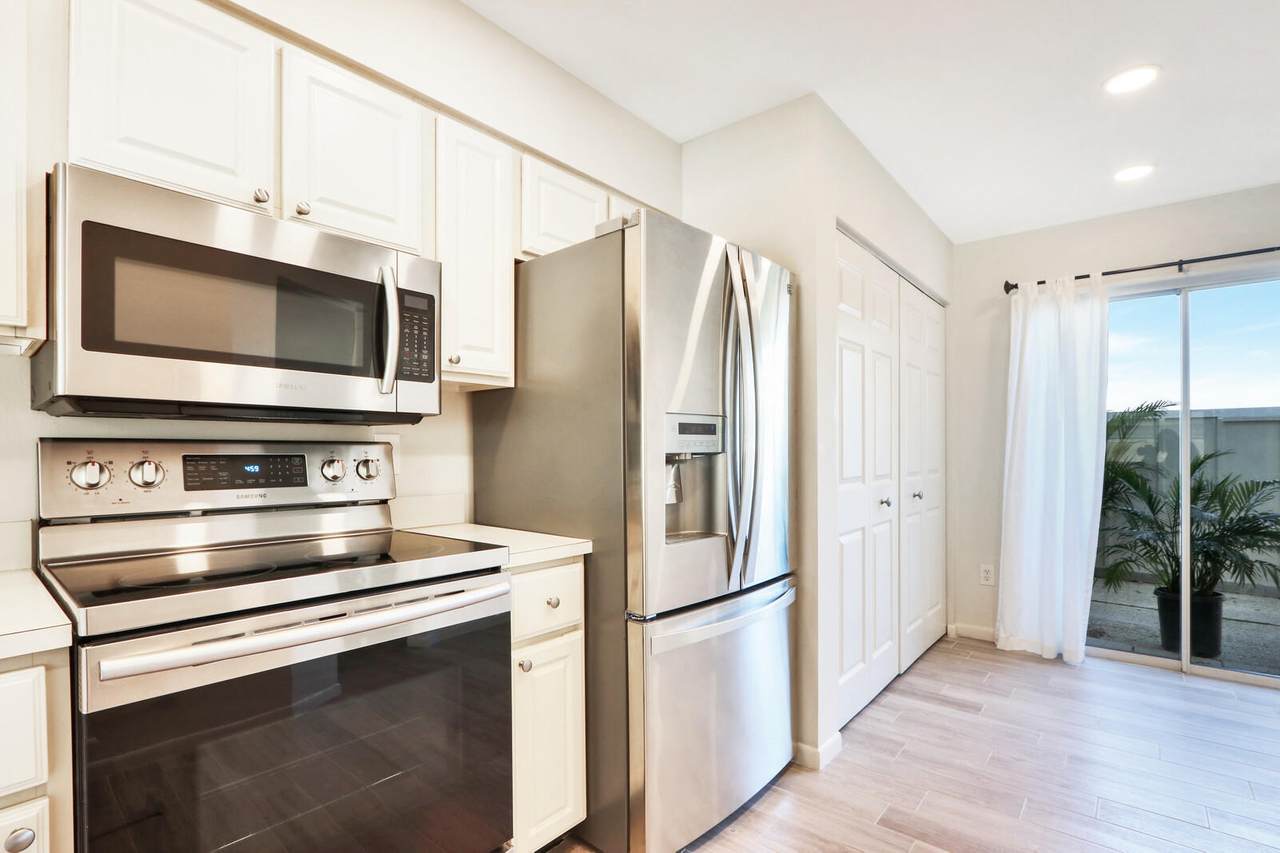6230 Riverwalk Lane - Photo 1