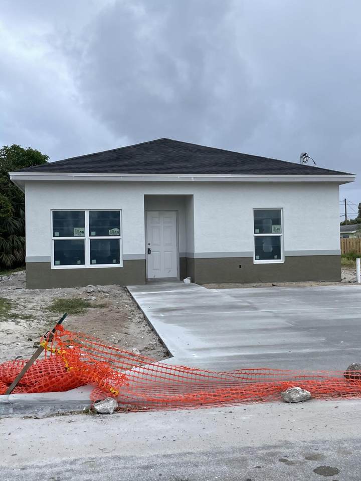 218 13th Avenue - Photo 1