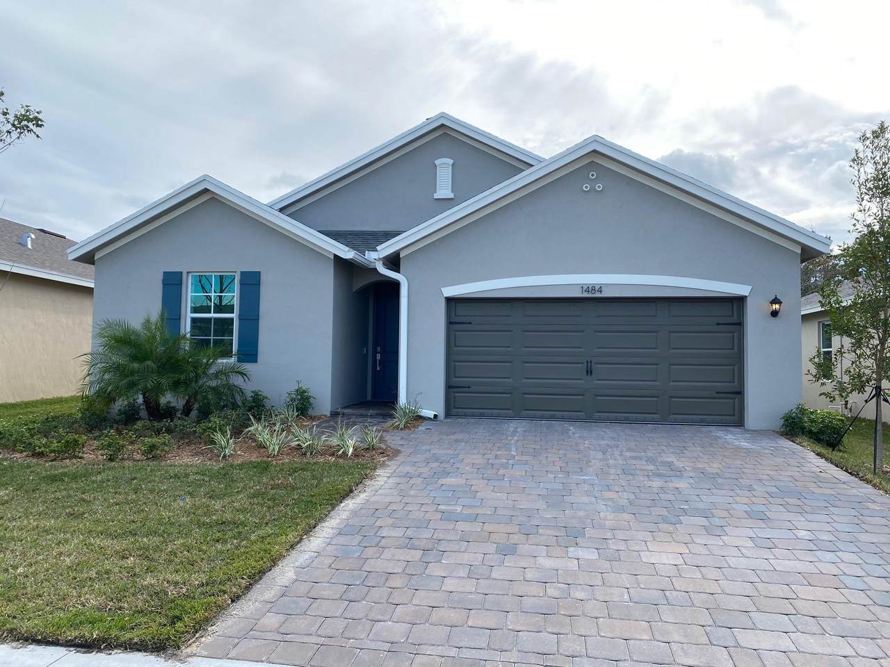 1484 White Pine Terrace - Photo 1