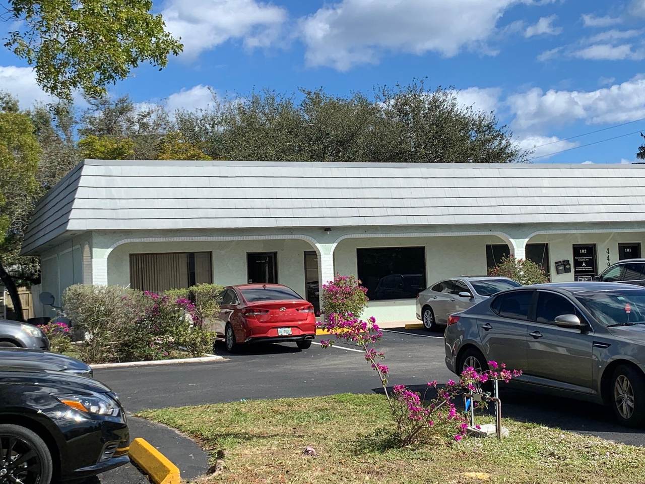 449 35th Street - Photo 1