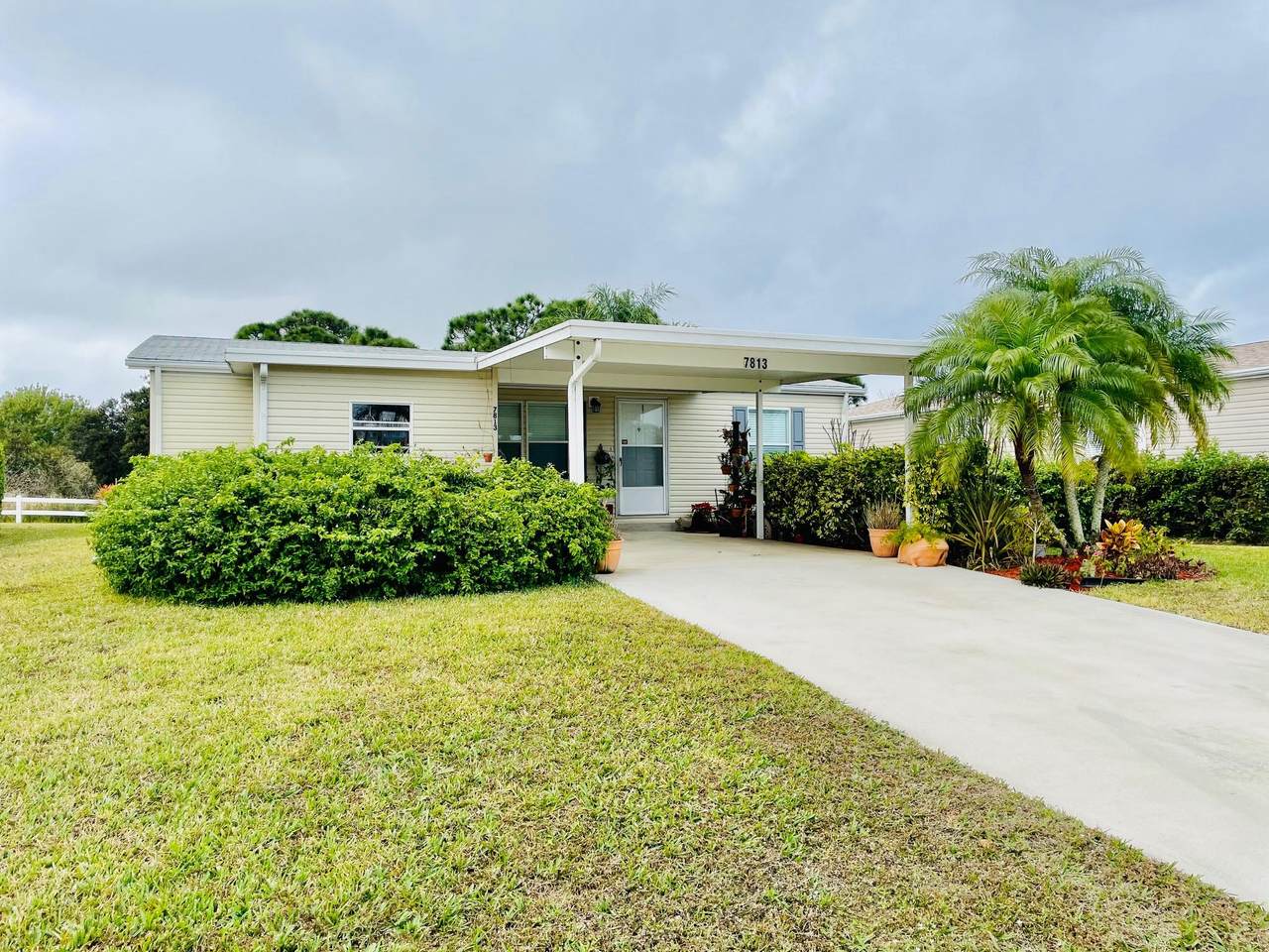 7813 White Ibis Lane - Photo 1