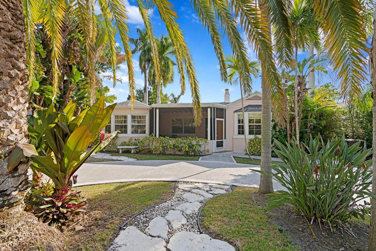 210 33rd Street - Photo 1