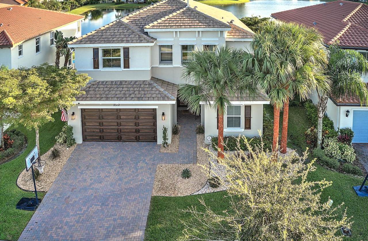 9512 Phipps Lane - Photo 1