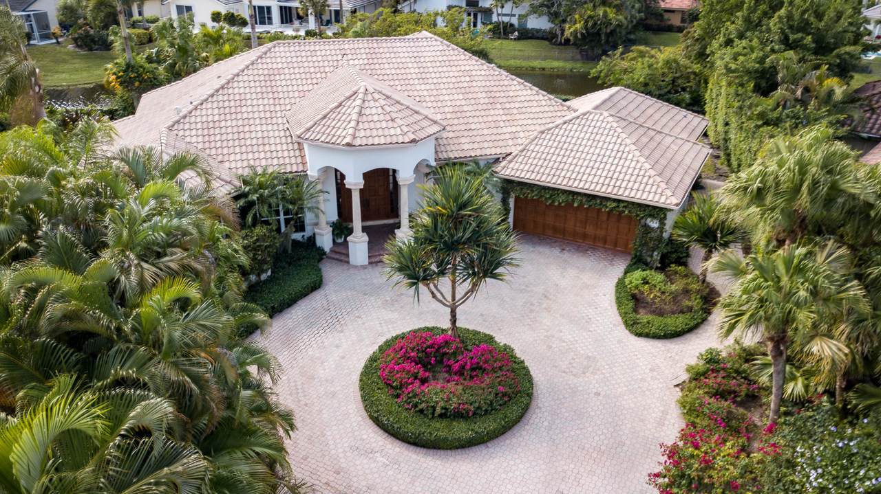 2288 Golf Brook Drive - Photo 1