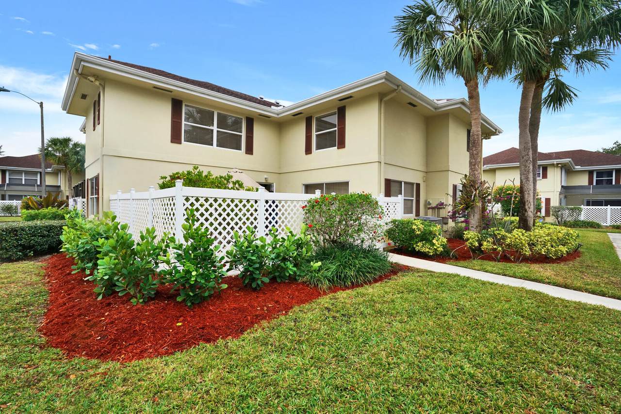 29 Clinton Court - Photo 1