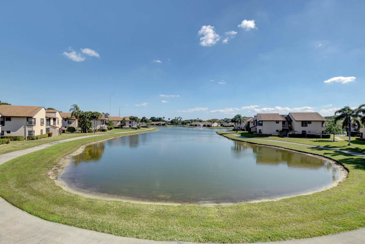 8601 Boca Glades Boulevard - Photo 1