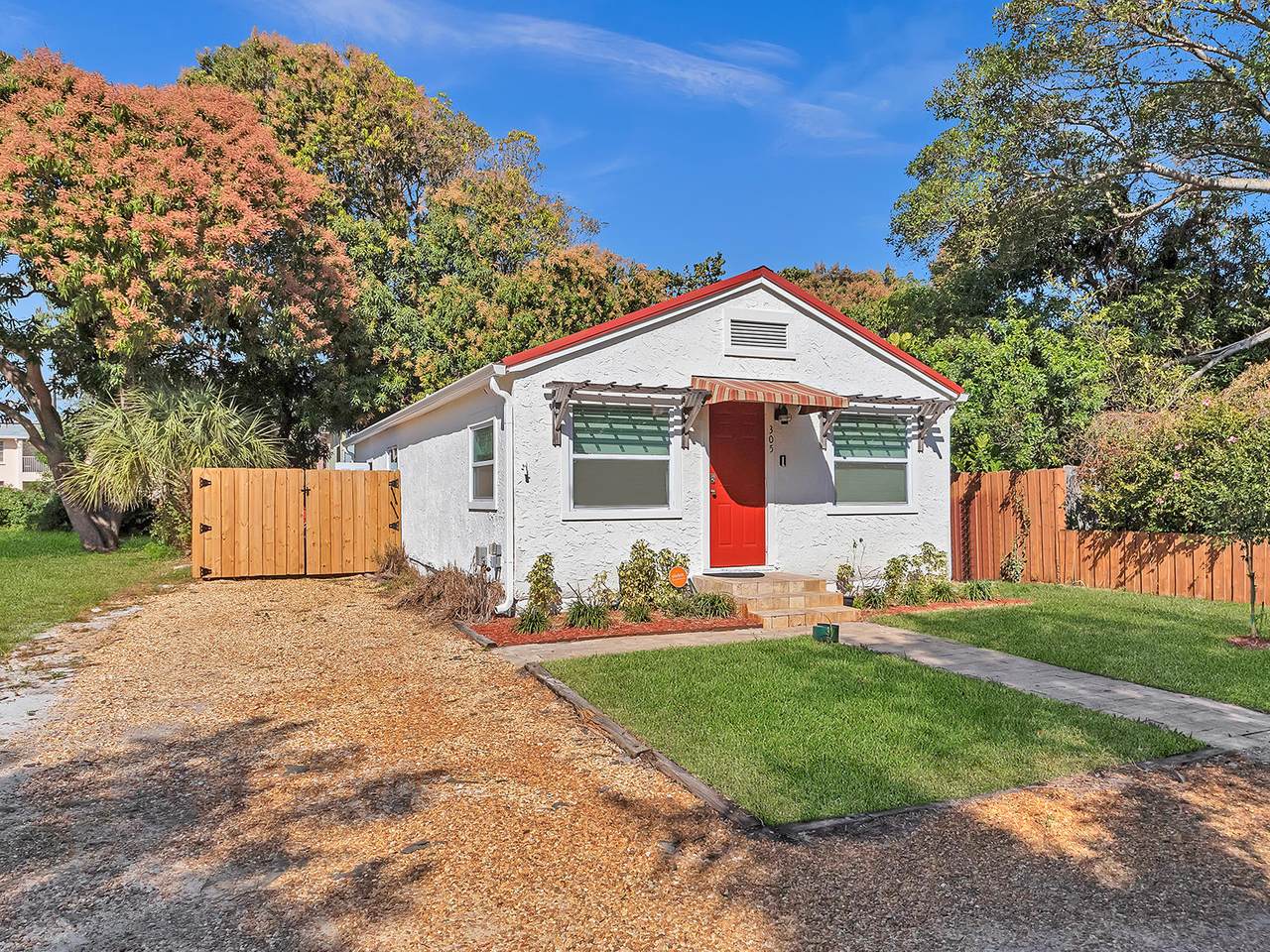 305 12th Road - Photo 1