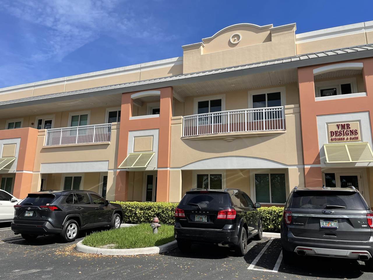 601 Congress 107 Avenue - Photo 1