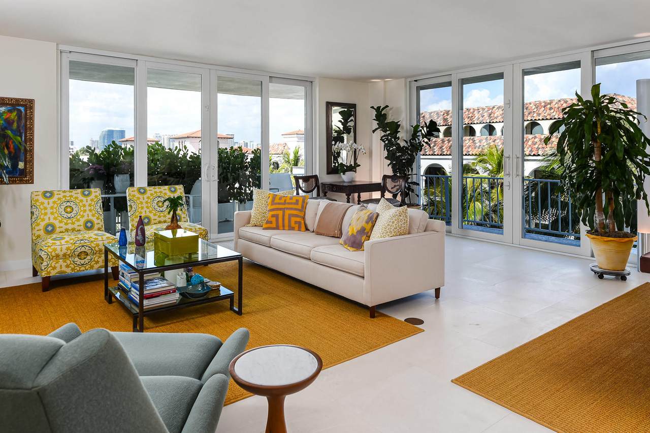 100 Worth Avenue - Photo 1