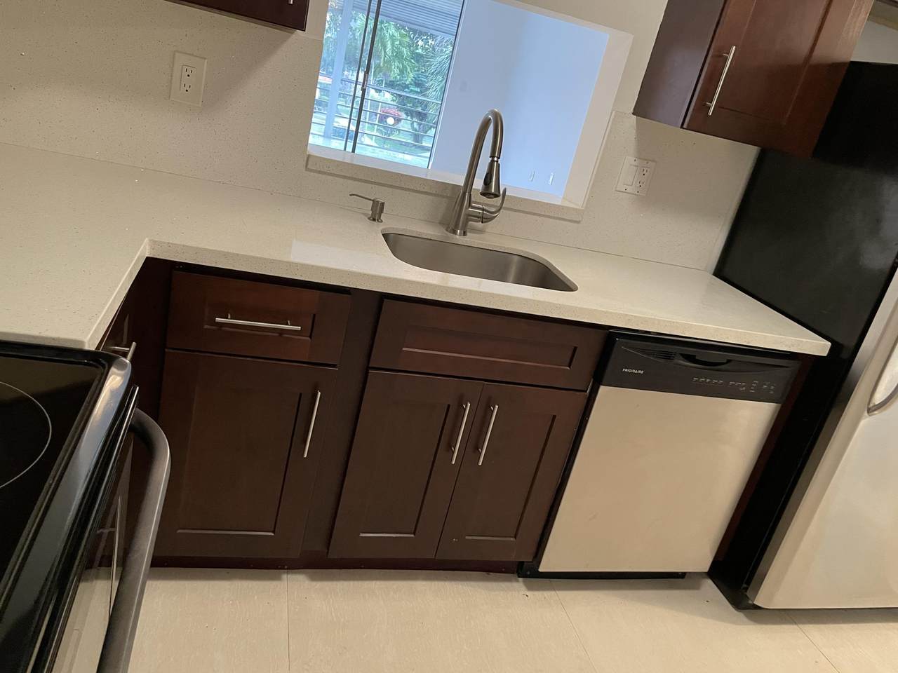 1800 Lauderdale Avenue - Photo 1