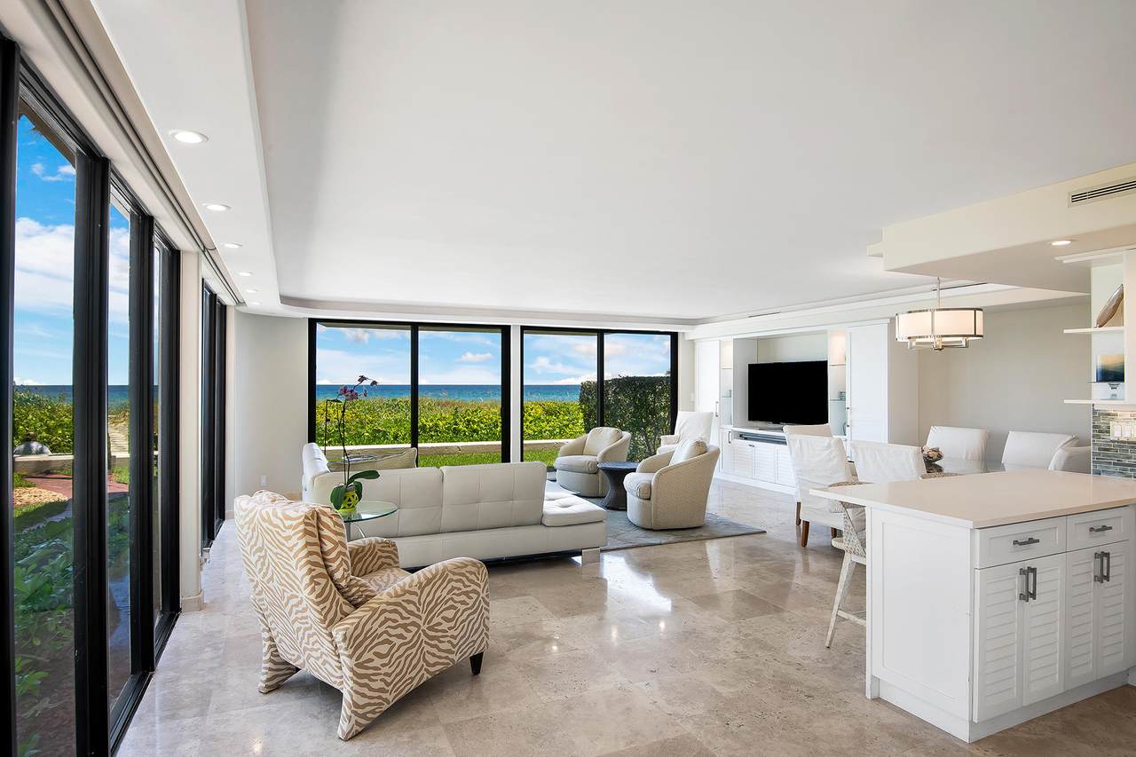 2155 Ocean Boulevard - Photo 1