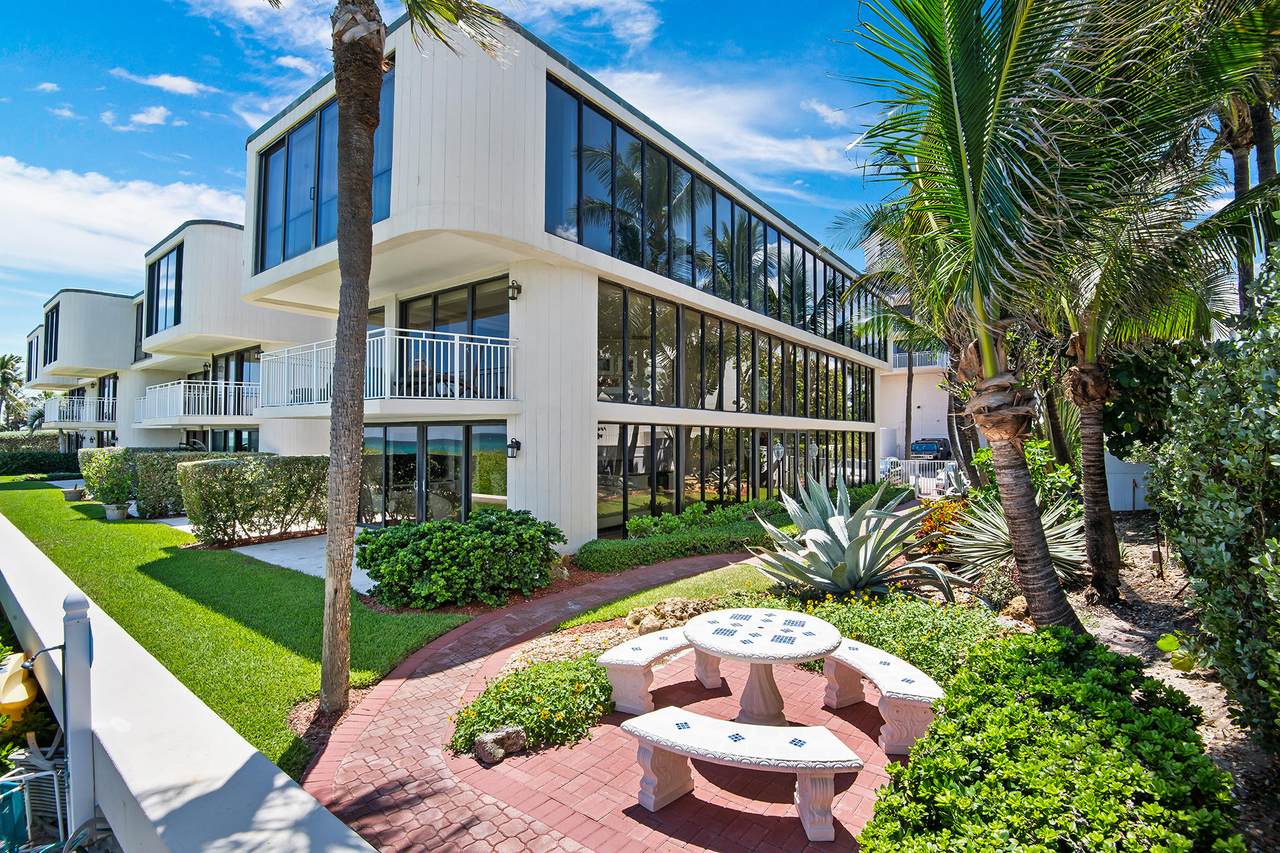 2155 Ocean Boulevard - Photo 1