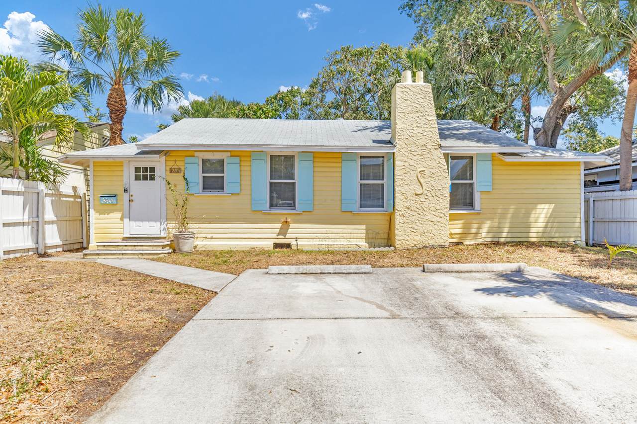 310 Palmway - Photo 1