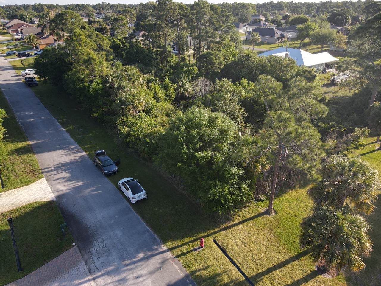 1885 Glenco Street - Photo 1