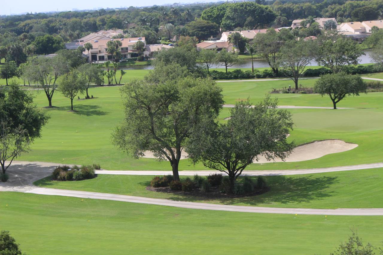 6815 Willow Wood Drive - Photo 1