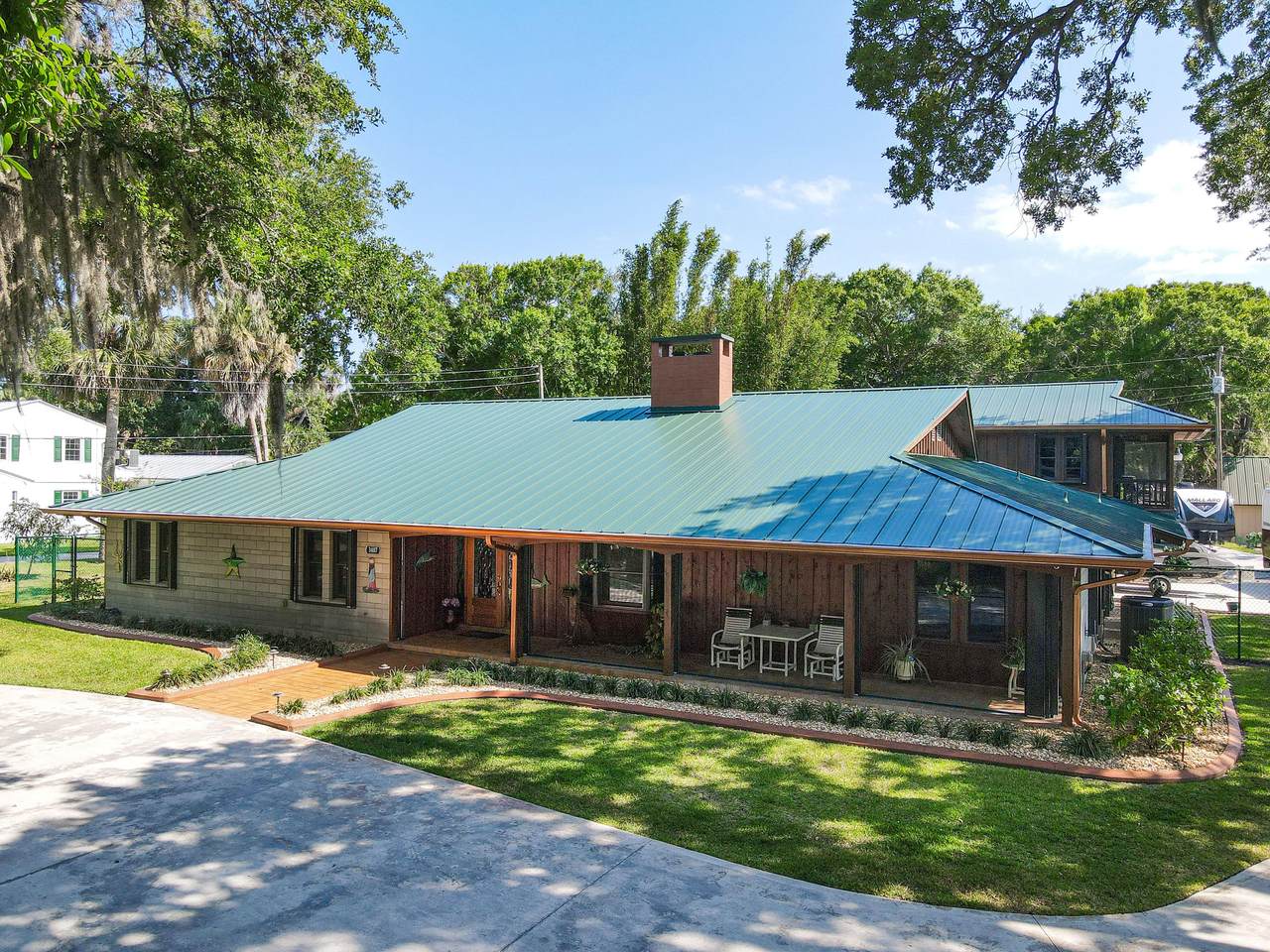 3407 Delaware Avenue - Photo 1