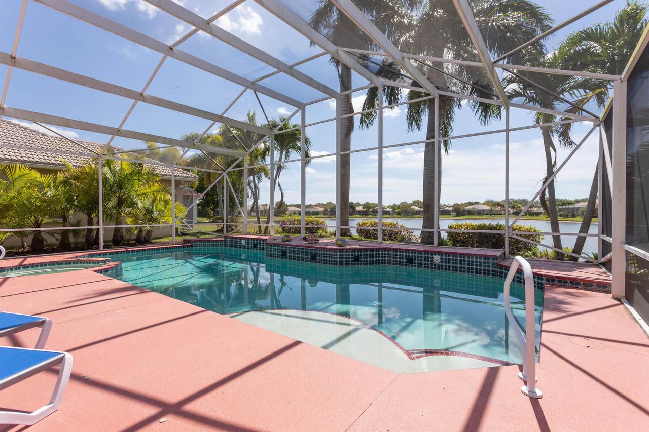 9335 Heron Cove Drive - Photo 1