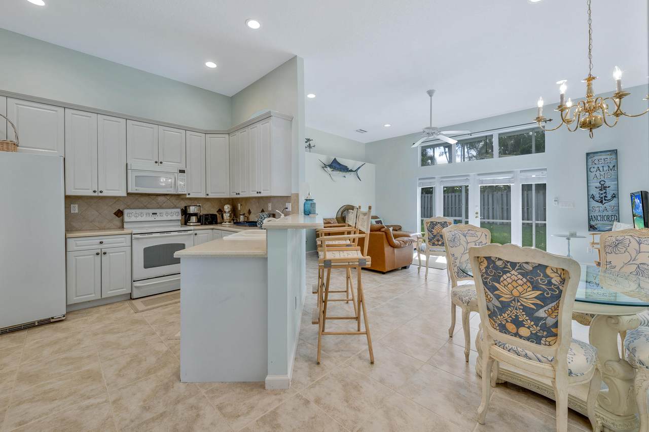 153 Beacon Lane - Photo 1