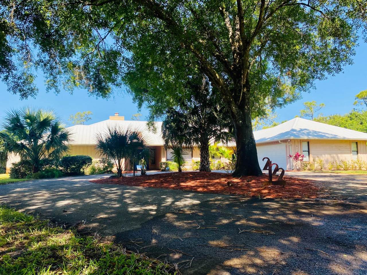 2122 Racquet Club Drive - Photo 1
