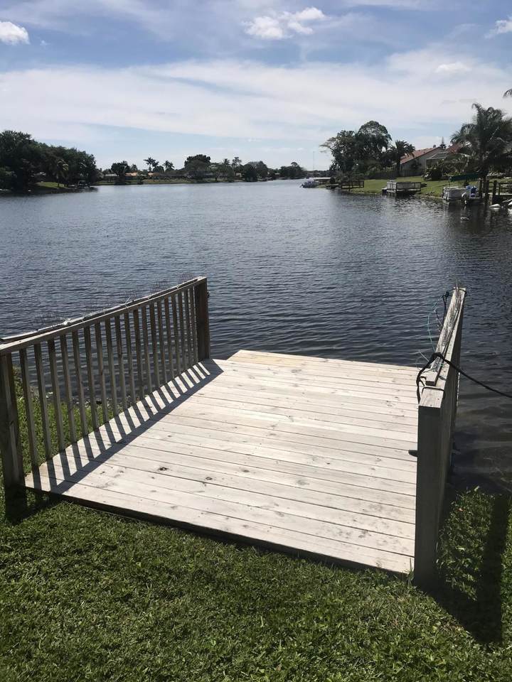836 Lake Wellington Drive - Photo 1
