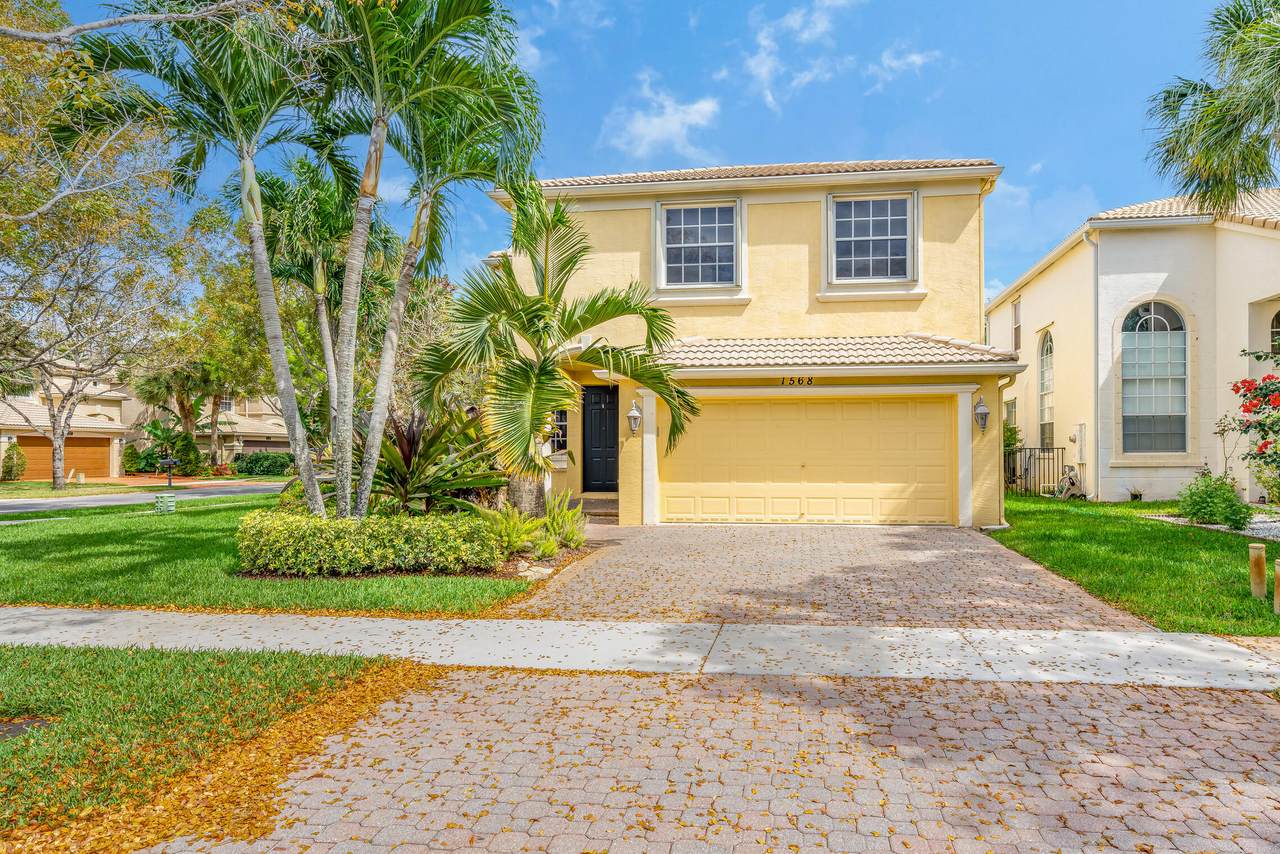 1568 Fiddlewood Court - Photo 1