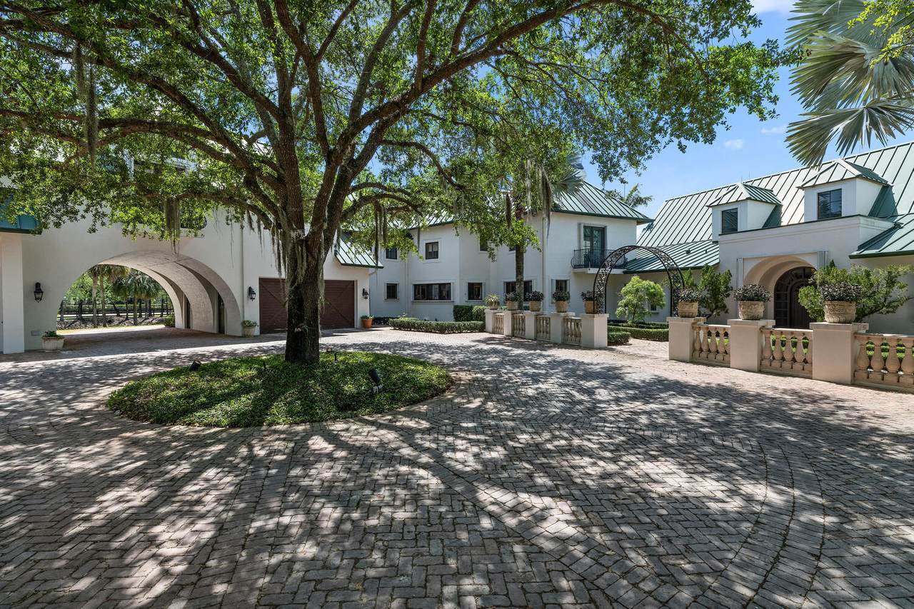 13401 55th Street - Photo 1