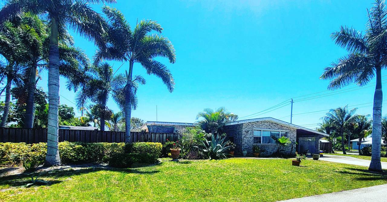400 45th Street - Photo 1