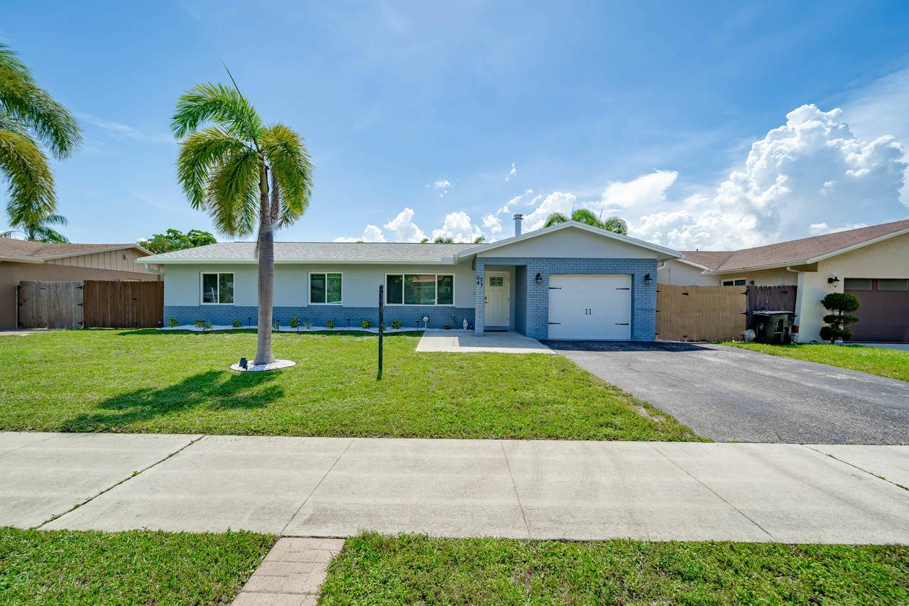 6741 25th Way - Photo 1