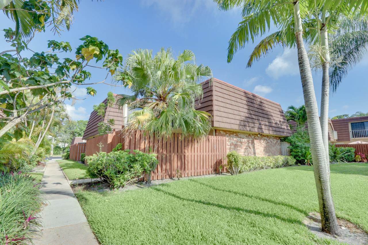 3930 Carolina Drive - Photo 1