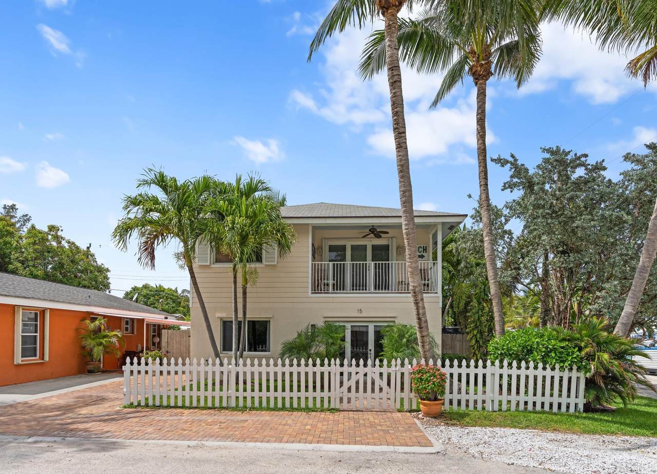 15 East Avenue - Photo 1