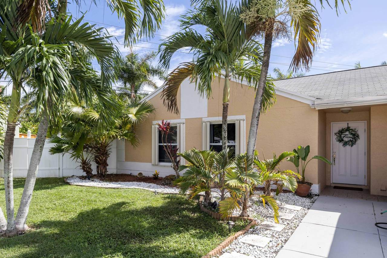 9907 Baywater Drive - Photo 1