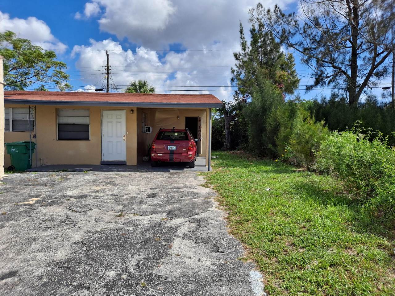 1140 31st Street - Photo 1