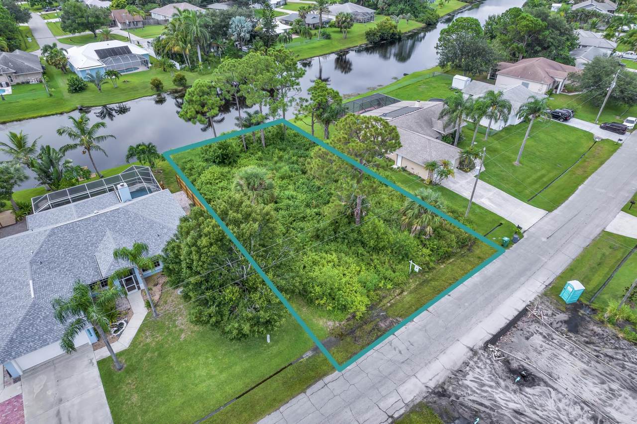 2532 Marius Street - Photo 1